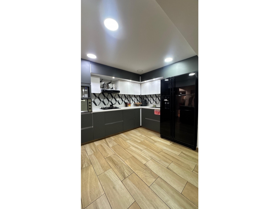 SE VENDE APARTAMENTO LAURELES SECTOR SAN JUAQUIN* — foto 2