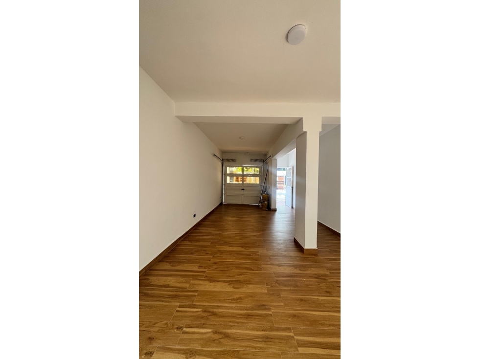 SE VENDE CASA EN LAURELES SECTOR SANTA TERESITA* — foto 5