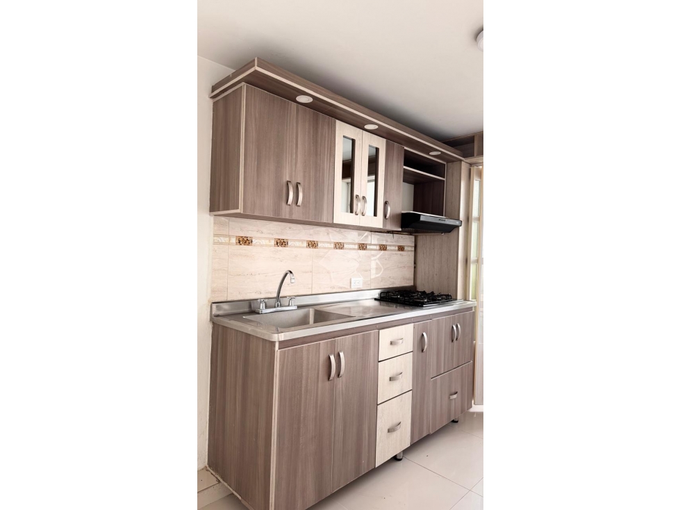 SE VENDE APARTAMENTO ENTRE BELEN RINCON Y LOS BERNAL* — foto 3