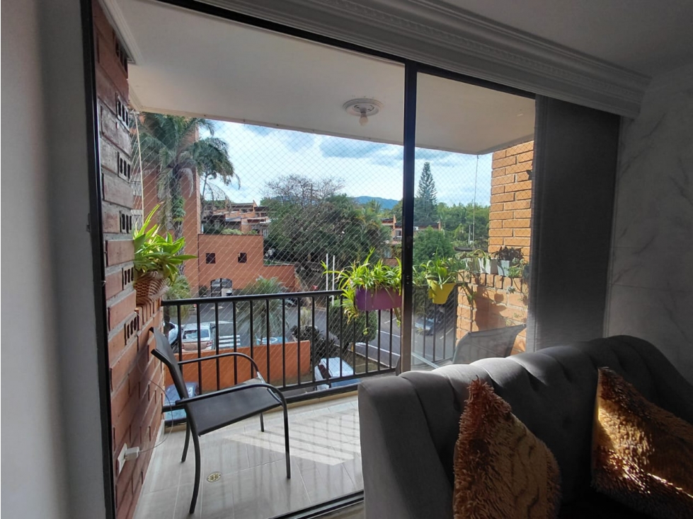 Venta Apartamento Loma de los Bernal Sin Poniente, Patio Interno — foto 5