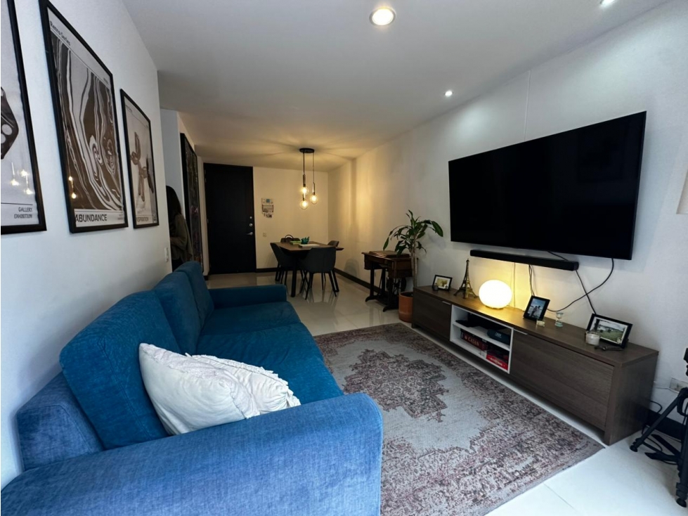 HERMOSO Y ACOGEDOR APARTAMENTO ENVIGADO ESMERALDAL