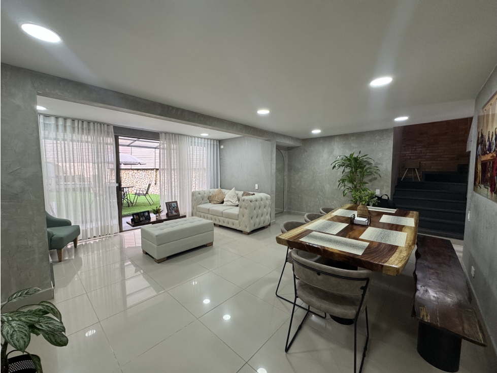 Casa para venta Envigado sector Lomas De Los Mesa — foto 5