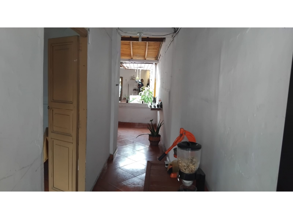Casa como terreno con alto potencial de desarrollo inmobiliario - 6