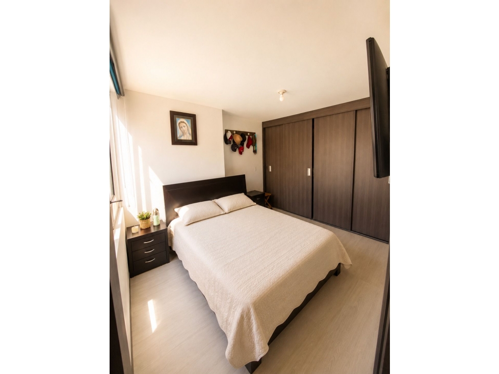 Hermoso Apartamento de 80.94 m2 con Balcón Grande y Parqueadero Doble — foto 4