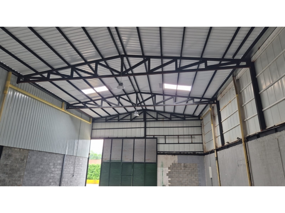 ALQUILER BODEGA INDUSTRIAL, ARROYOHONDO, YUMBO. — foto 4