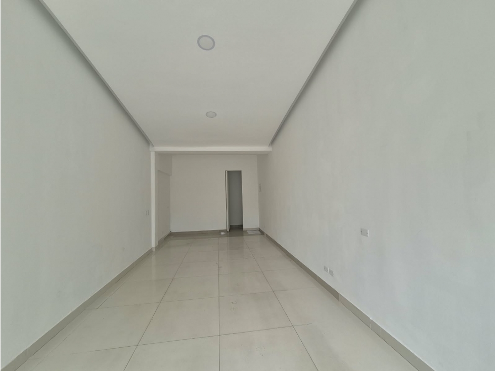 ALQUILER LOCAL COMERCIAL, CIUDAD JARDIN, CALI. — foto 5
