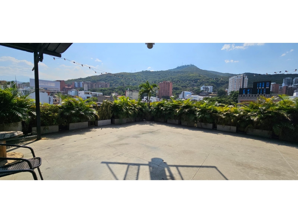 ALQUILER LOCAL COMERCIAL TERRAZA/ROOFTOP, GRANADA, CALI. — foto 5