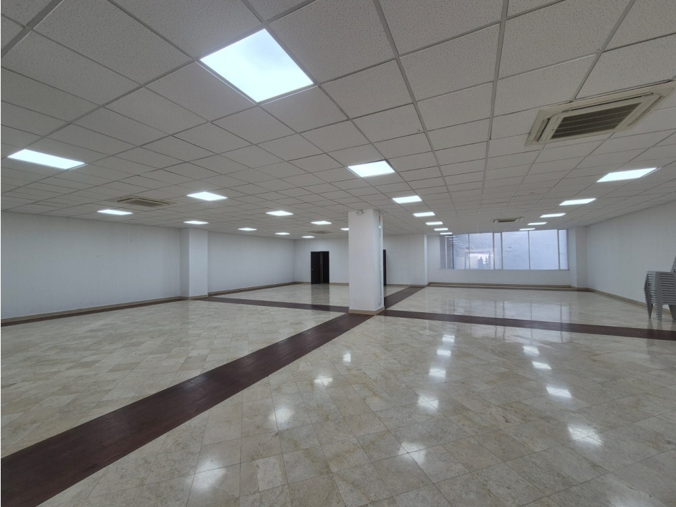 ALQUILER OFICINAS MENGA, CALI.