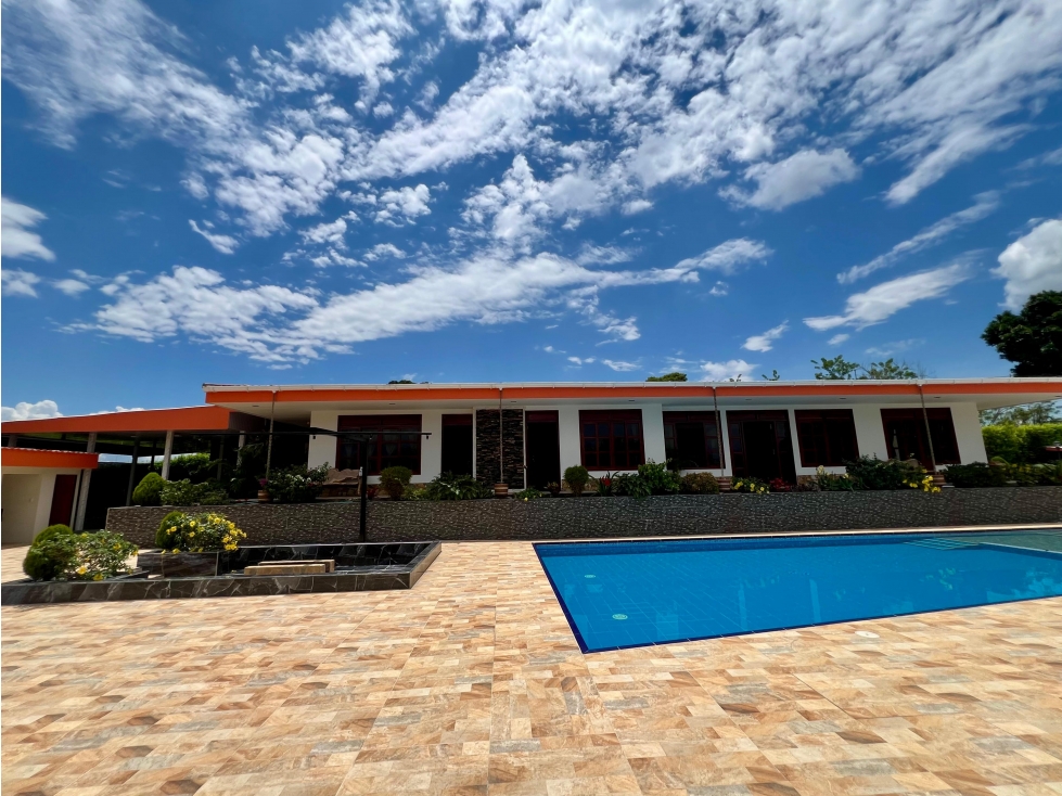 Casa Campestre en venta en La Palmilla, Pereira — foto 4