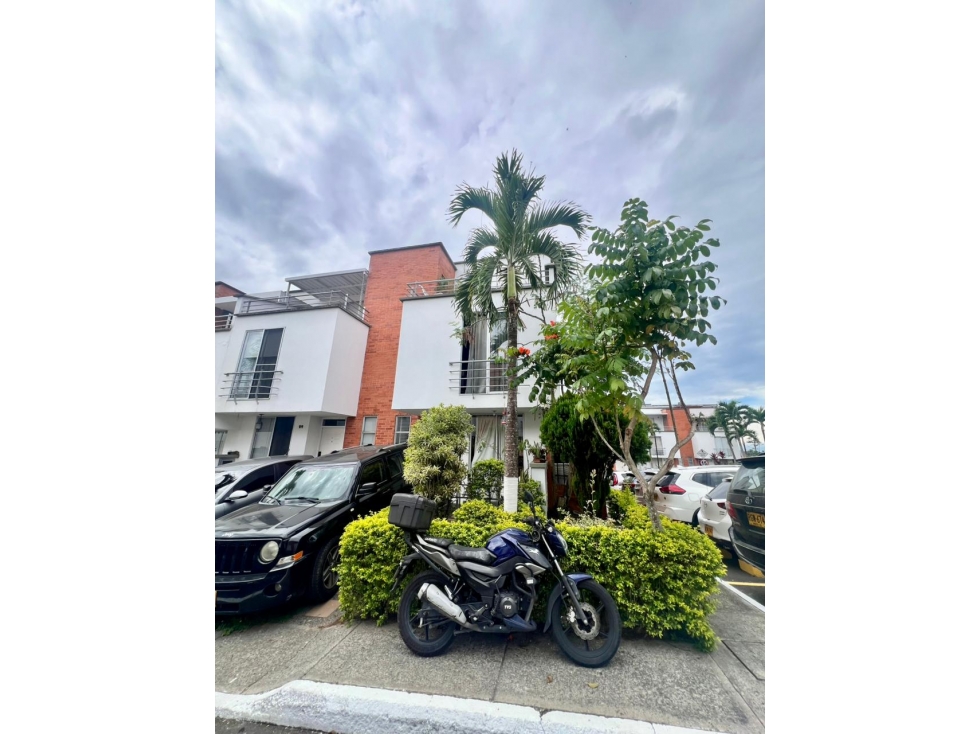 CASA EN VENTA EN BELMONTE PEREIRA — foto 2