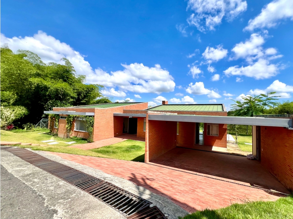 CASA CAMPESTRE EN VENTA EN LA ZONA DE PUEBLITO CAFETERO PEREIRA — foto 2