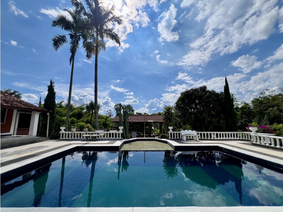 Casa Campestre en Venta en Combia, Pereira — foto 3