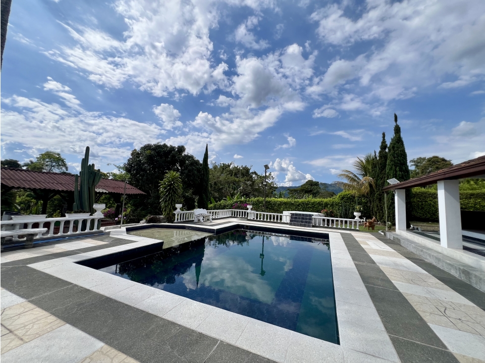 Casa Campestre en Venta en Combia, Pereira — foto 4