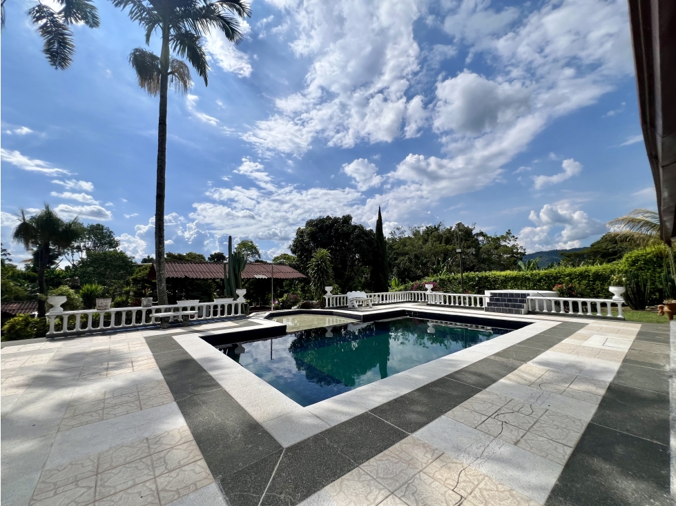 Casa Campestre en Venta en Combia, Pereira — foto 5