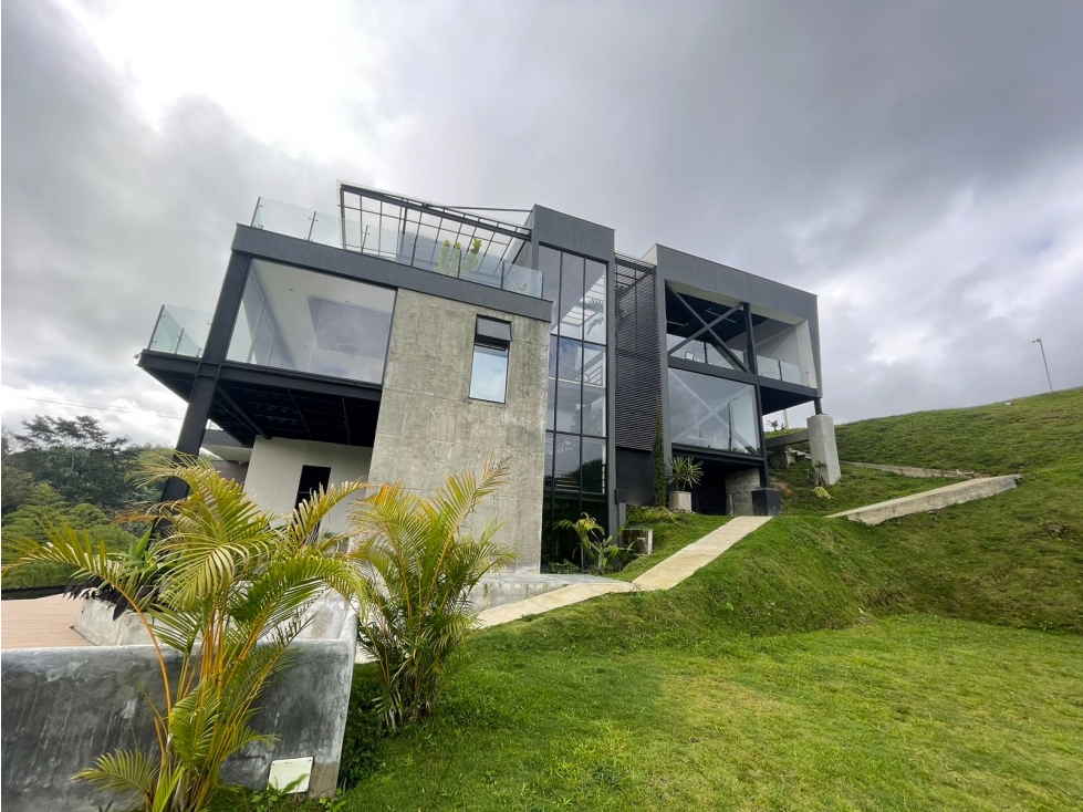Casa Campestre de Lujo en Venta en la vía Pereira - Armenia — foto 2
