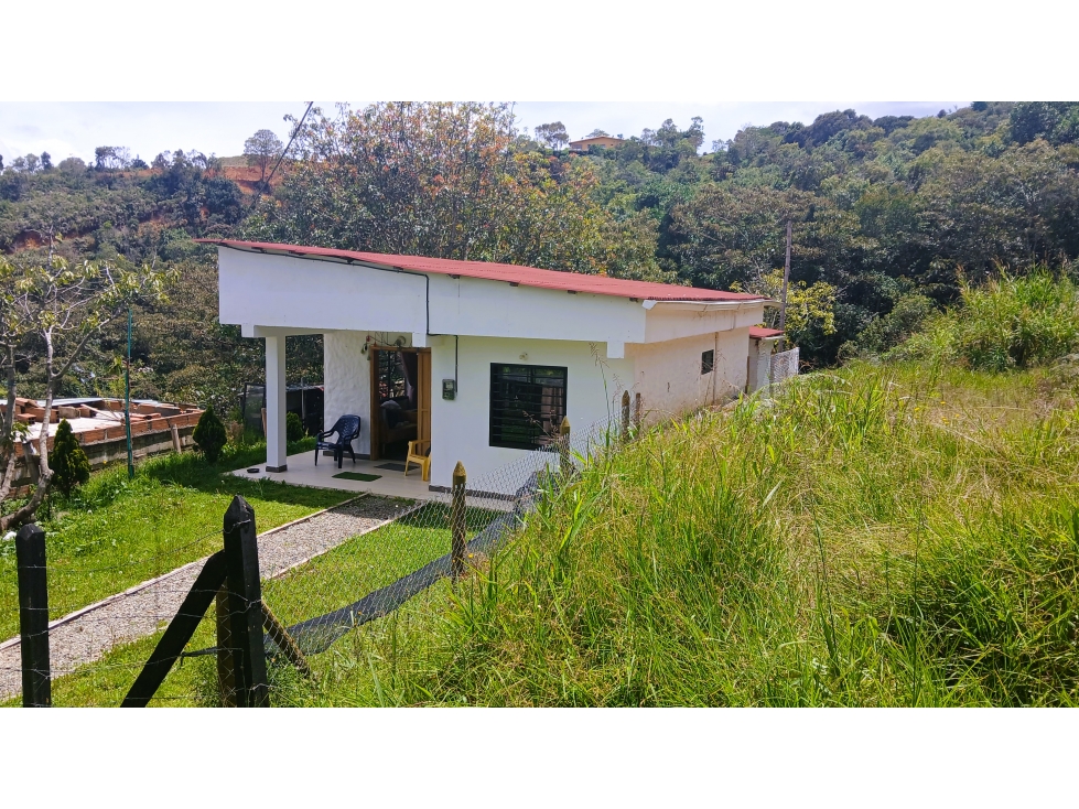 JCM-EVG-526-Casa Campestre-Santa Elena-V.BarroBlanco-S.San Miguel — foto 2