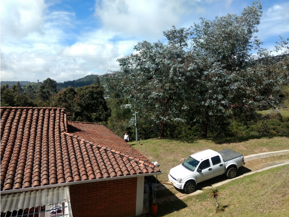 LLO-253-Casa Campestre-Guarne-Santa Elena-V.La Palma-Tres Puertas. — foto 4