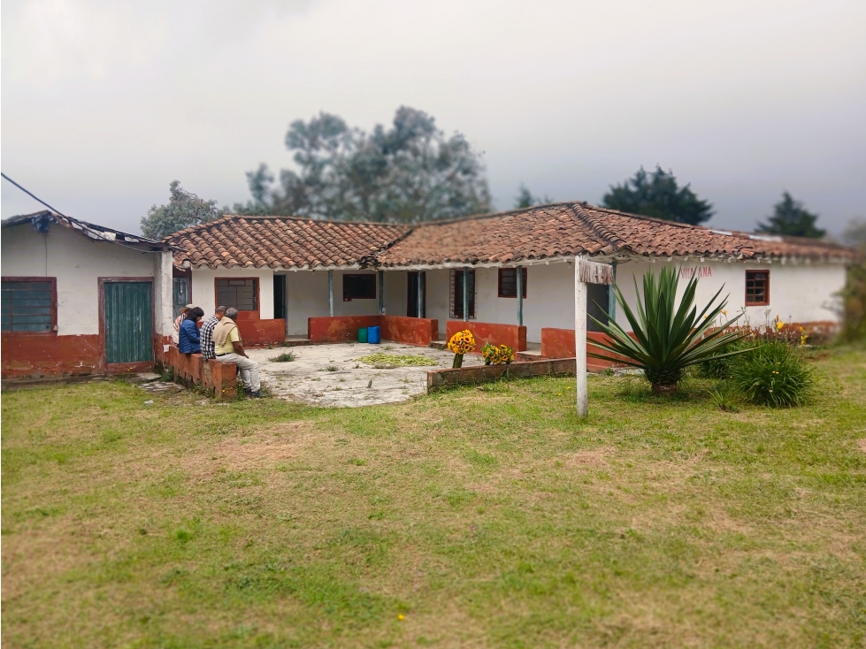 GiZ-555-Casa Campestre-Santa Elena-V.El Placer-Sector Emburrao