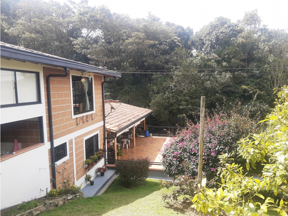 TM-450-Casa Campestre-Santa Elena-Vereda El Cerro — foto 2