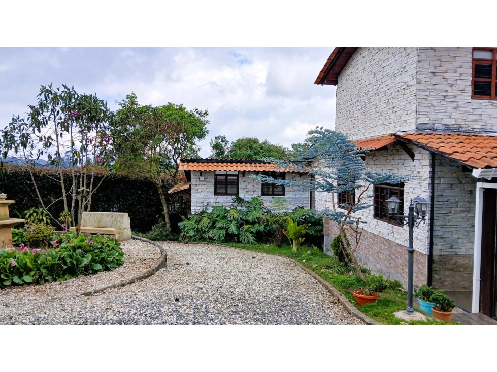 CP-542-Conjunto 7 Casas campestres-Santa Elena-V.El Cerro-S.Loma Verde — foto 3