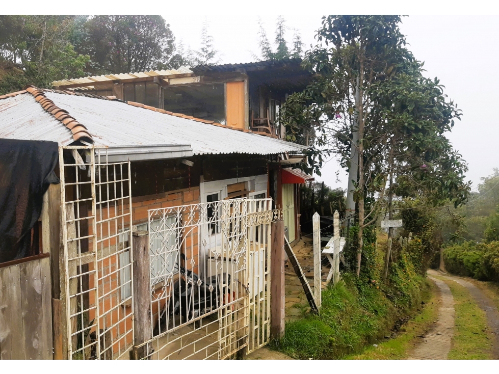 CCC-492-Casa Campestre-Medellín-Santa Elena-V.Piedra Gorda-S.El Mojón - 3
