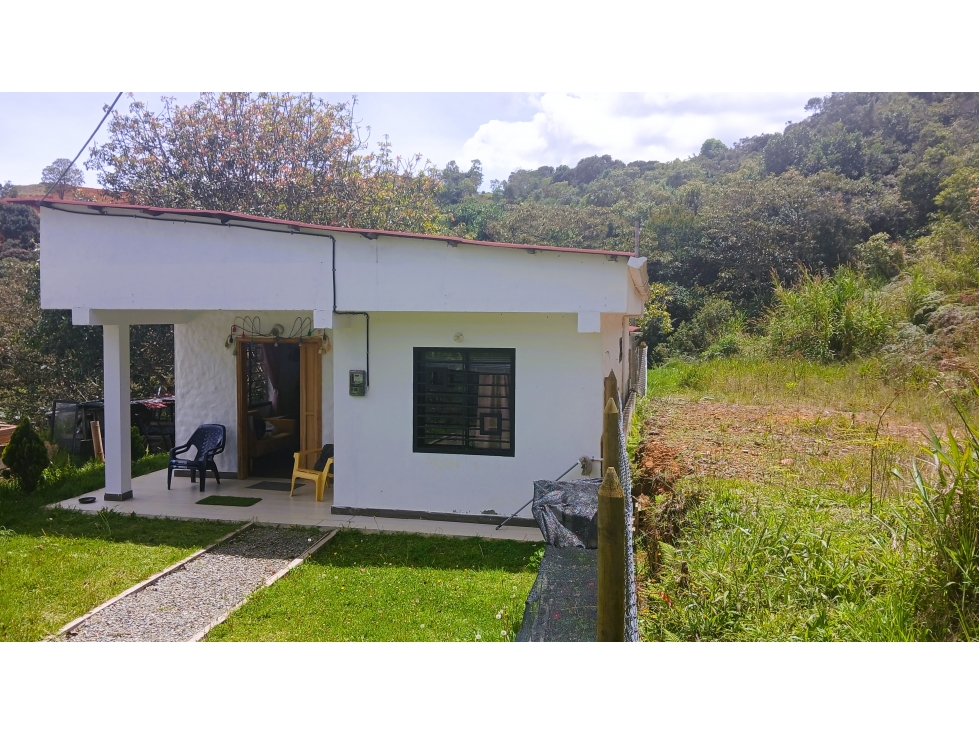 JCM-EVG-526-Casa Campestre-Santa Elena-V.BarroBlanco-S.San Miguel — foto 3