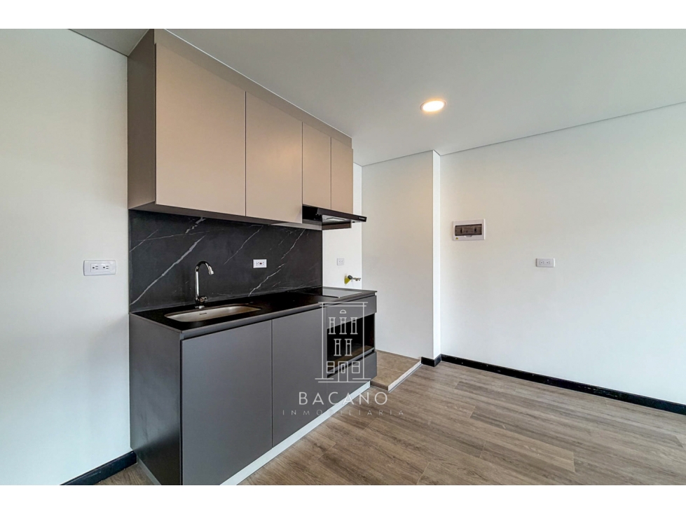 Apartamento con terraza en arriendo en Chapinero
