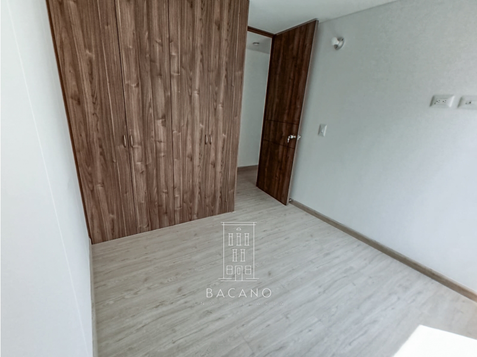 Apartamento en venta en Gran Granada — foto 6