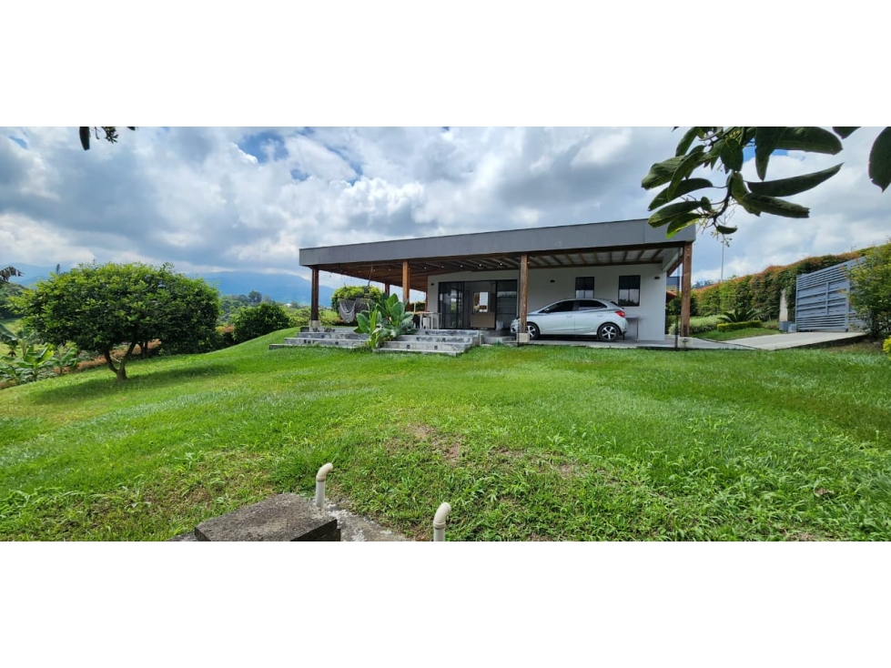 HERMOSA VISTA CASA EN RENTA O VENTA EN COMBIA