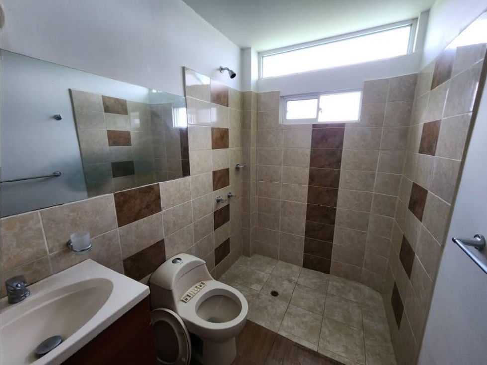 RENTA O VENTA Casa Comercial en Condina, Pereira - 6