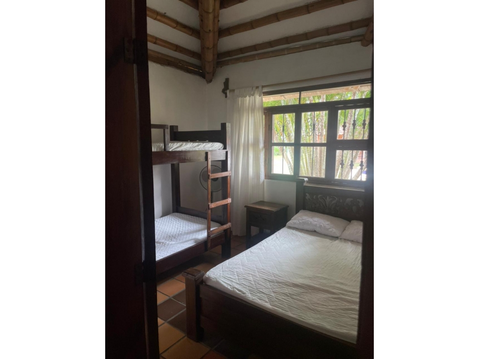 HERMOSA CASA FINCA EN CERRITOS — foto 5