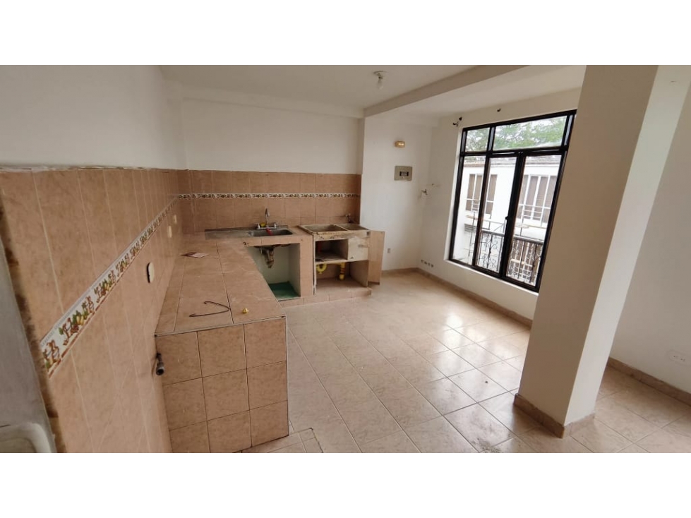 CASA DE 4 NIVELES EN CUBA PEREIRA — foto 2