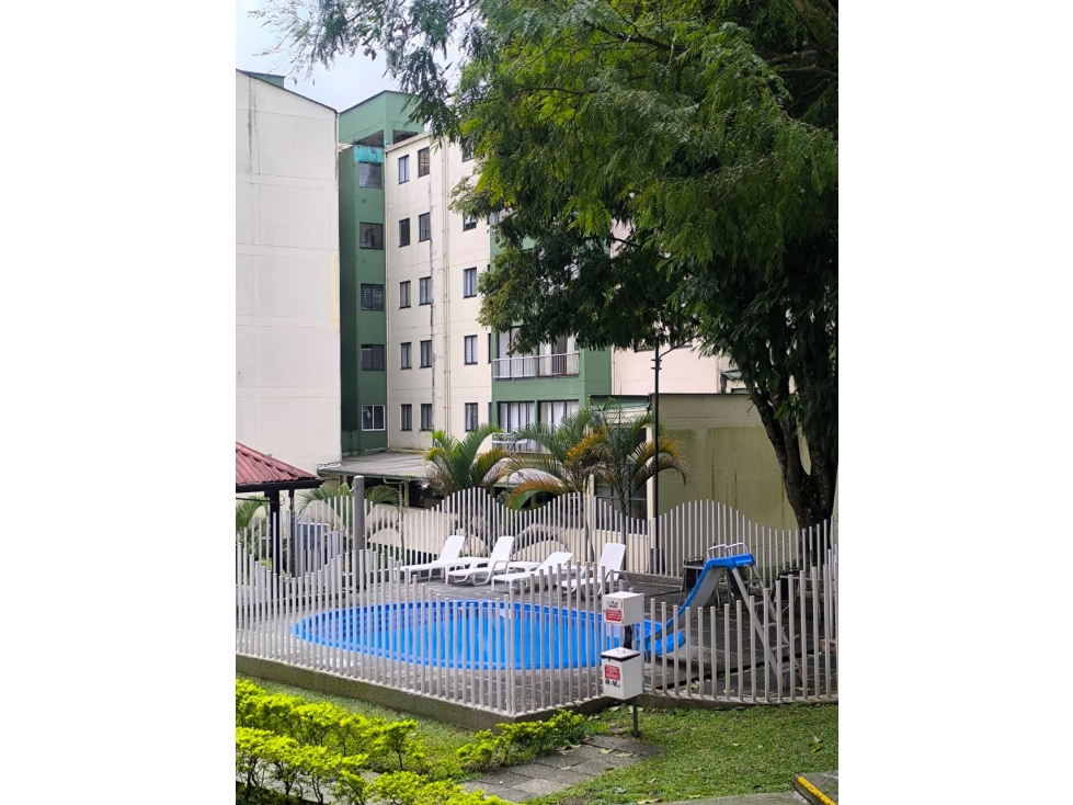 EXCLUSIVO APARTAMENTO EN  AV. CIRCUNVALAR 