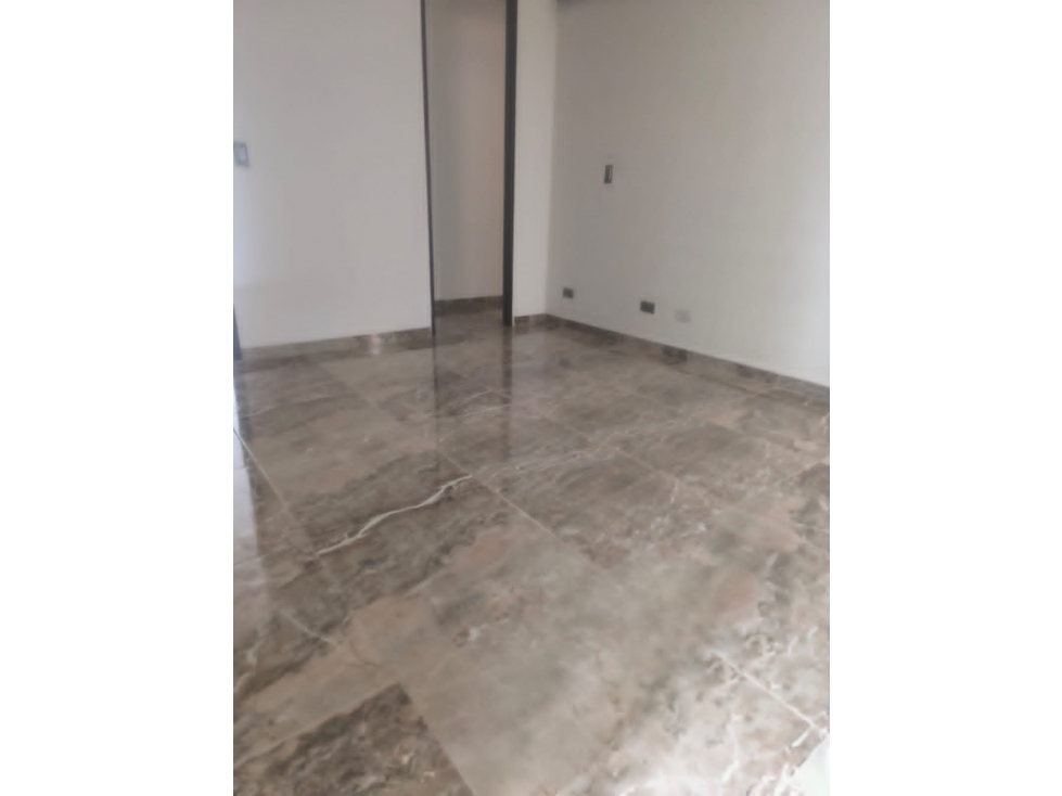 Apartamento en venta en Pinares - con ascensor y parqueadero — foto 6