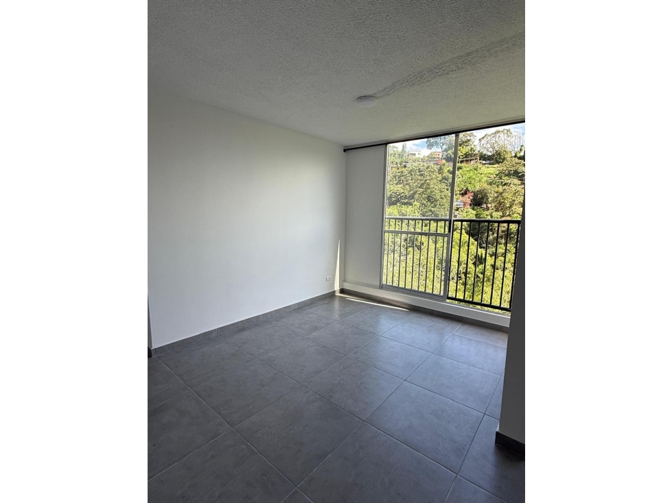 Apartamento en Venta 2 habitaciones, piso 3 con ascensor
