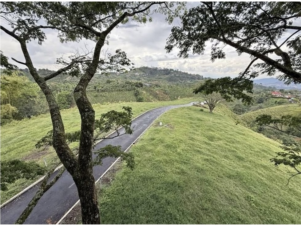 Invierte en Condina: lotes con vista panorámica y alta valorización