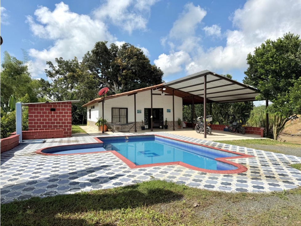 OportunidadCasa campestre en combia