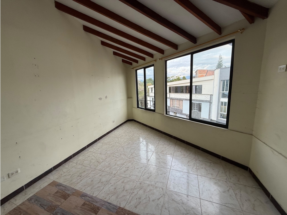 Venta de edificio rentable, locales, apartamentos y apartaestudios — foto 6