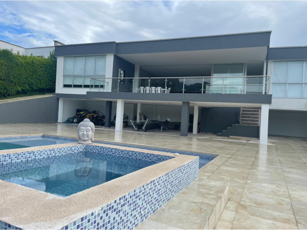 CASA CAMPESTRE EN EXCLUSIVO CONDOMINIO — foto 2