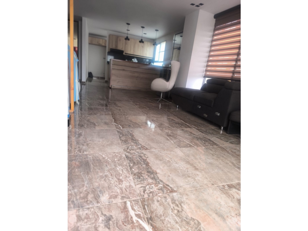 Apartamento en venta en Pinares - con ascensor y parqueadero — foto 3