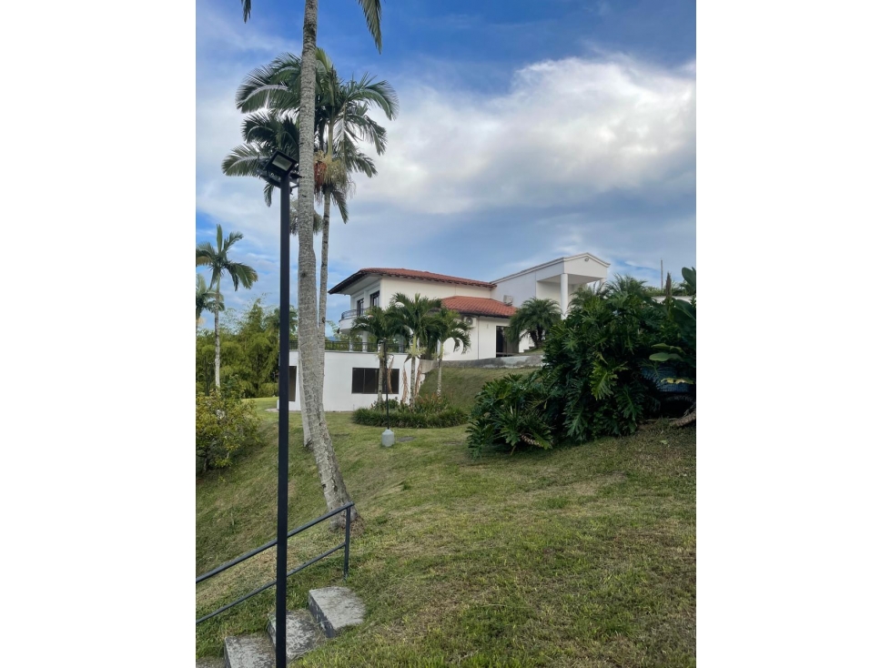 CASA CAMPESTRE EN RENTA | PISCINA + 6 HABITACIONES EN MALABAR — foto 2