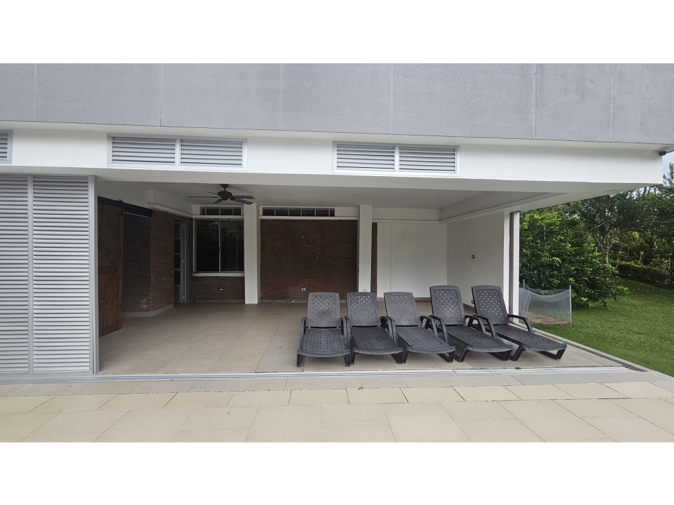 CASA CAMPESTRE - LOTE PLANO, PISCINA Y JACUZZI — foto 4