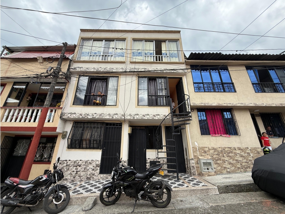 CASA MULTIFAMILIAR EN VENTA NUEVA GRANADA, DOSQUEBRADAS