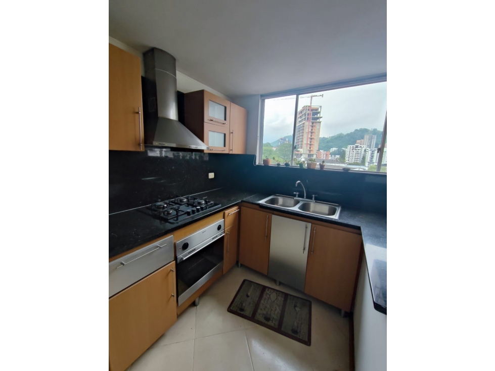 APARTAMENTO EN PINARES - 2 HABITACIONES, BALCÓN Y PARQUEADERO — foto 2