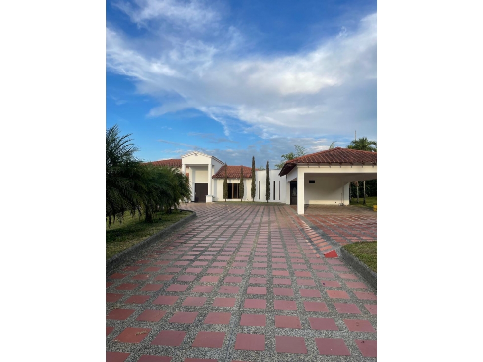CASA CAMPESTRE EN RENTA | PISCINA + 6 HABITACIONES EN MALABAR