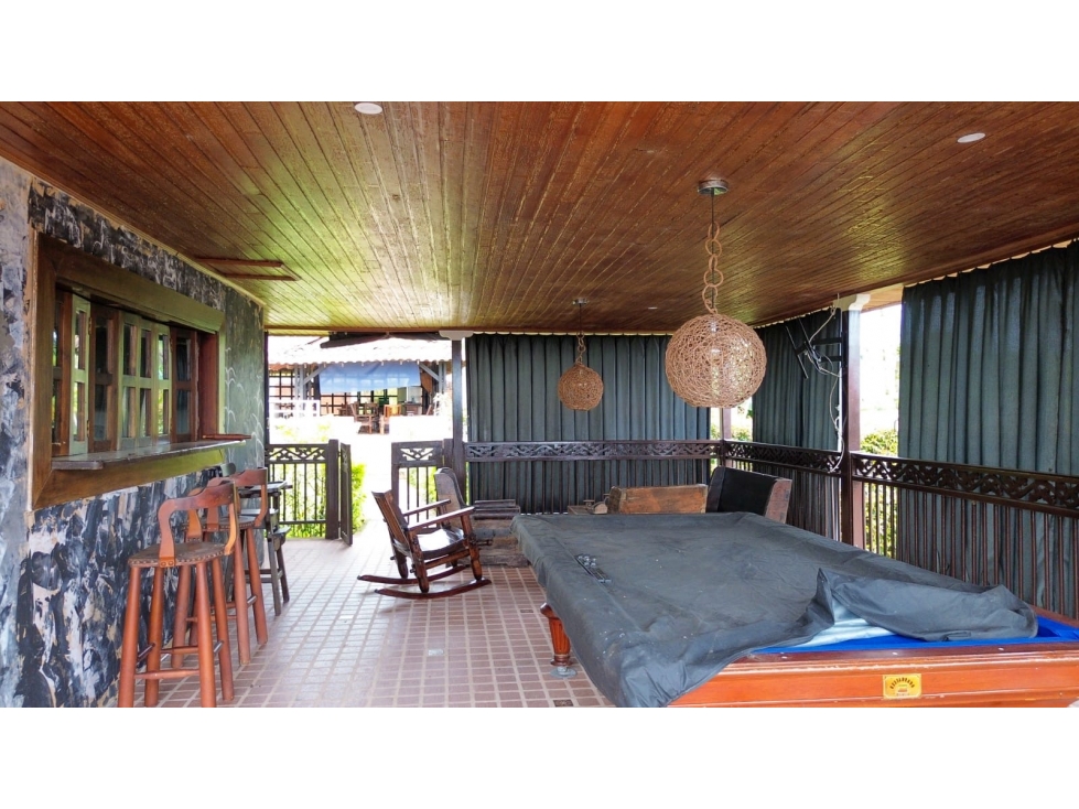 Finca campestre en venta, piscina, jacuzzi y sauna, - AlcalÃ¡ - 4