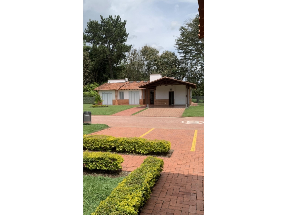 VENTA Casa campestre en Cerritos.