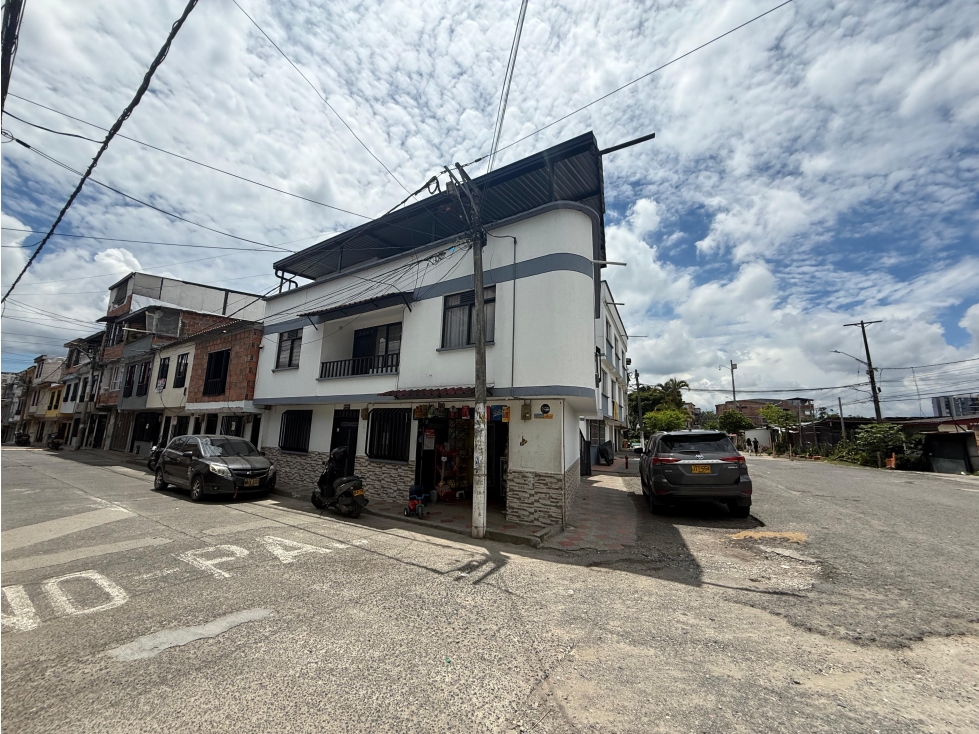 Casa en venta con apartamentosy local comercial Cuba