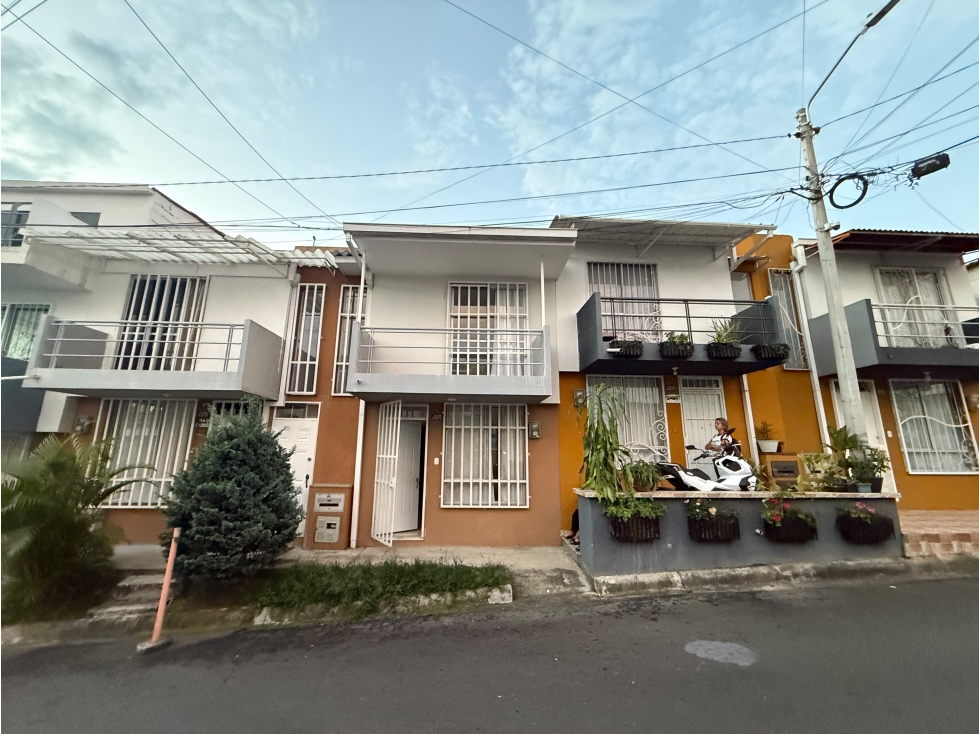CASA DÚPLEX EN VENTA MONTEBONITO, DOSQUEBRADAS — foto 2