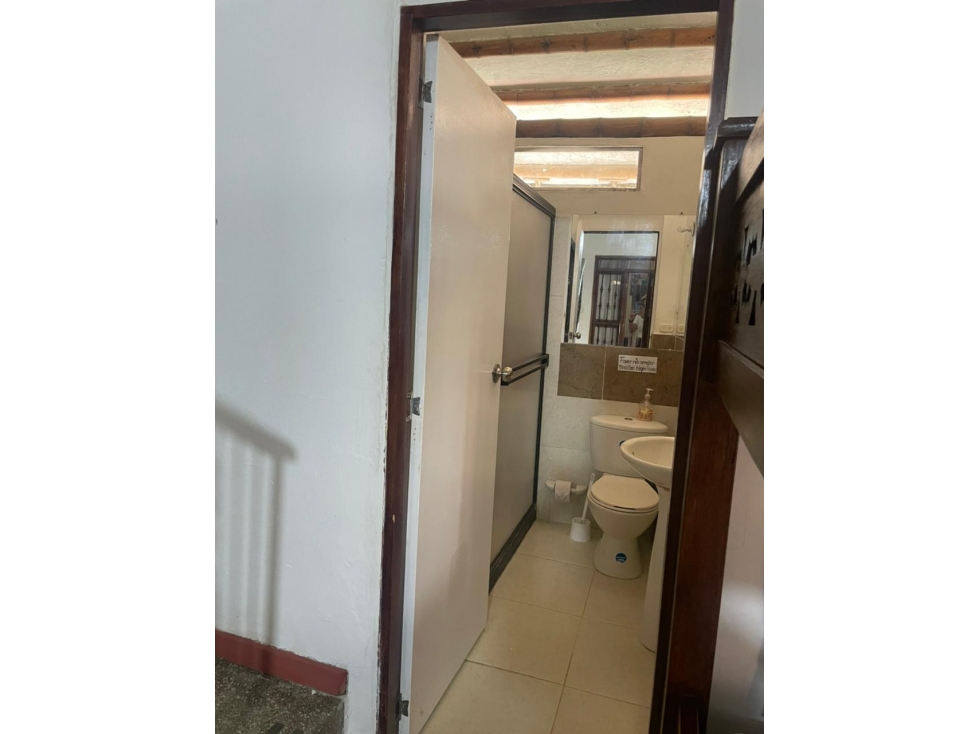 HERMOSA CASA FINCA EN CERRITOS — foto 6